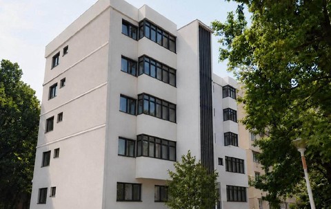 Bloc cu lift exterior