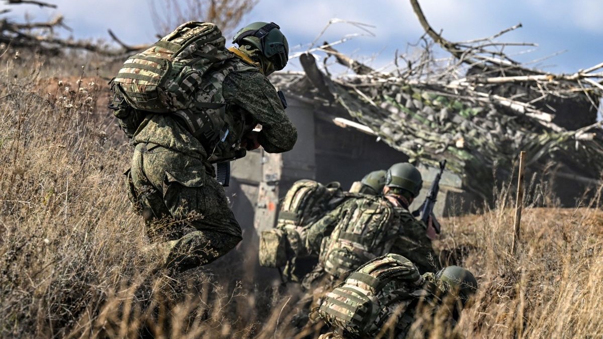 Militari ruși acționaeză în sectorul de front Povrovk, 26 octombrie 2025