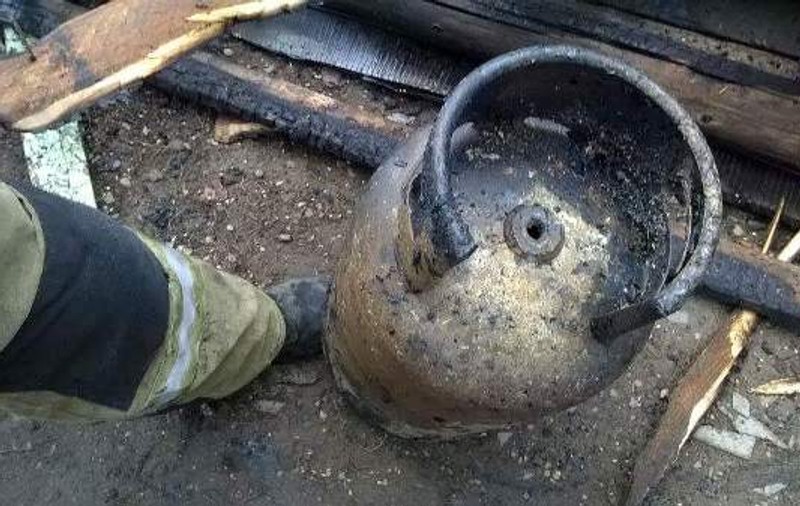 Explozie în Suceava provocată de o butelie. O persoană a fost rănită