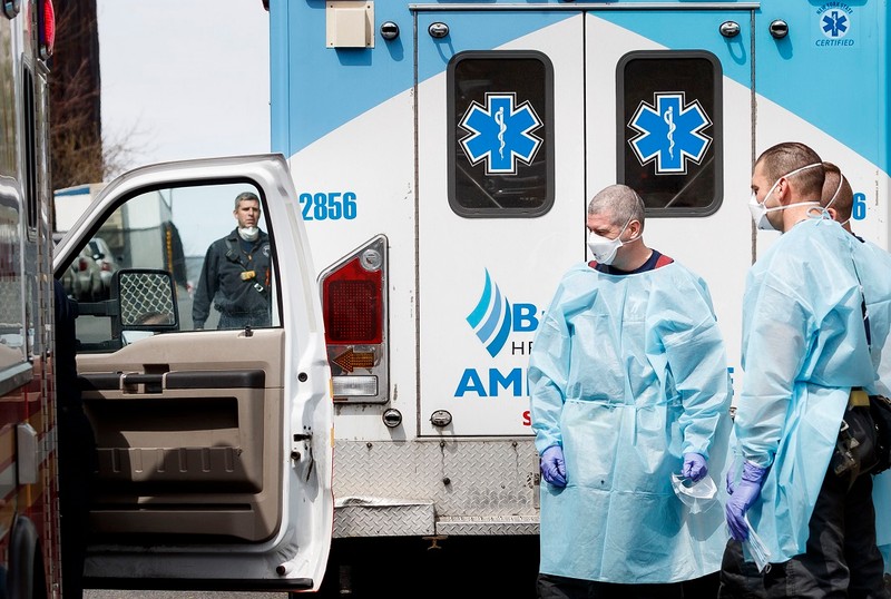 Pandemia de COVID a ucis peste 220.000 de americani FOTO: EPA