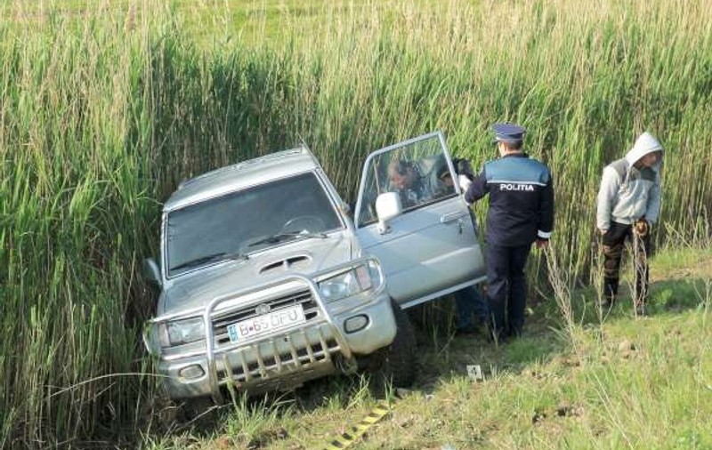 Un tânăr de 22 de ani s-a sinucis după ce a avariat mașina fratelui său