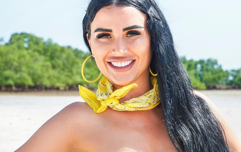 Daniela Crudu a descoperit un nou tip de machiaj în Madagascar | FOTO