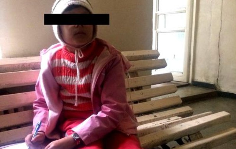 Fetița bolnavă de cancer, ai cărei părinți au refuzat să o trateze, nu mai poate fi operată. Boala a avansat prea mult
