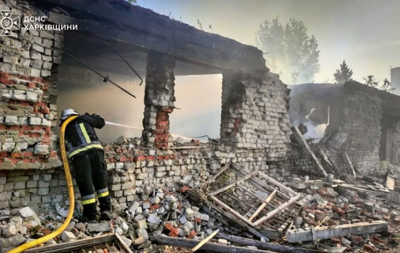 Rusia a atacat Harkovul cu rachete balistice, șase oameni au fost răniți: „E un miracol că nu a murit nimeni”