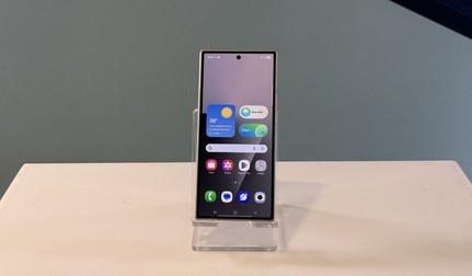 Samsung a lansat cel mai nou și mai performant smartphone pliabil al său, Galaxy Z Fold7. Foto: Claudiu Râpan (Libertatea)