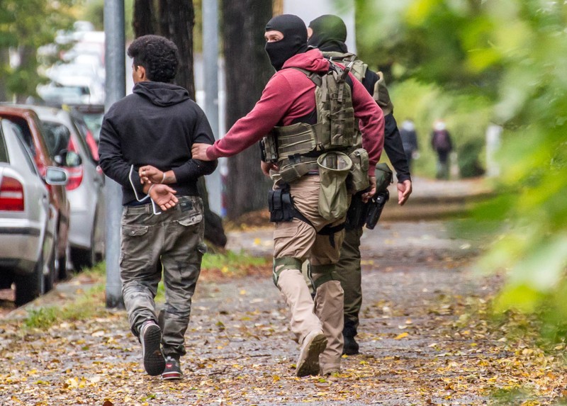 Operațiune antiteoristă în Chemnitz, estul Germaniei, poliție Germania - EPA