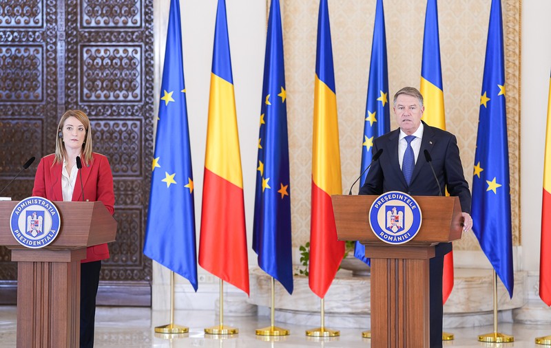 Klaus Iohannis și președintele Parlamentului European, declarații la Palatul Cotroceni. Metsola: „România aparține spațiului Schengen”