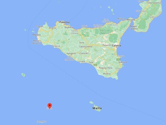 Insula Linosa se află în apropiere de Lampedusa, considerată poarta de intrare a migranților în Uniunea Europeană