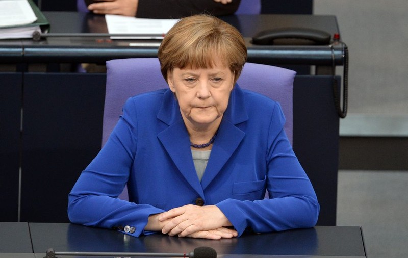 Angela Merkel: "Germania nu poate întoarce spatele trecutului său nazist"