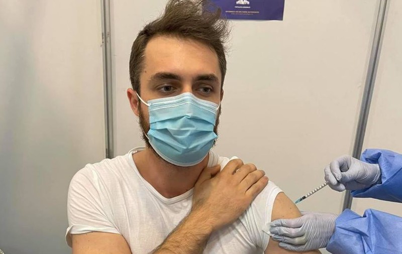 DSP face verificări la un centru de la Romexpo, după ce un bărbat vaccinat cu Pfizer a primit Moderna la rapel
