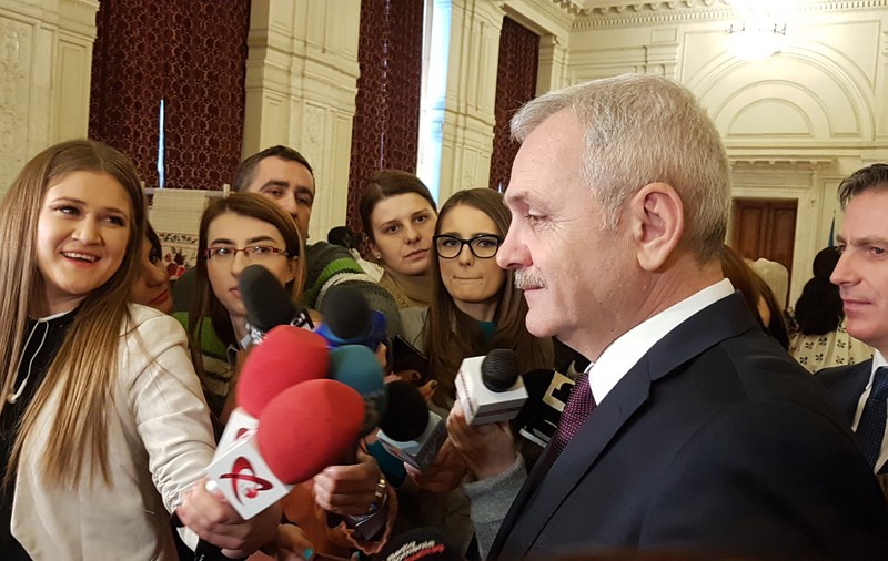 Dragnea îi răspunde lui Iohannis, după ce a spus că persoane inculpate și condamnate atacă DNA: ”Este o declarație falsă!”