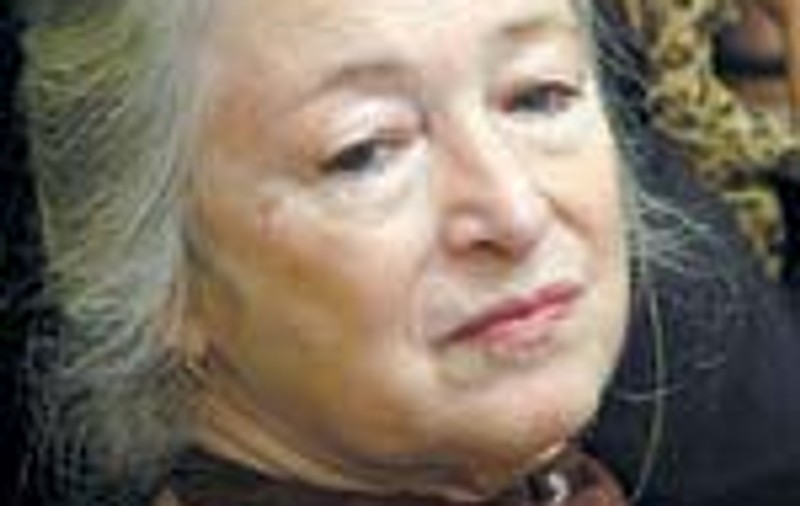 Actrita Monica Ghiuta cere 10.000 de lei, daune morale