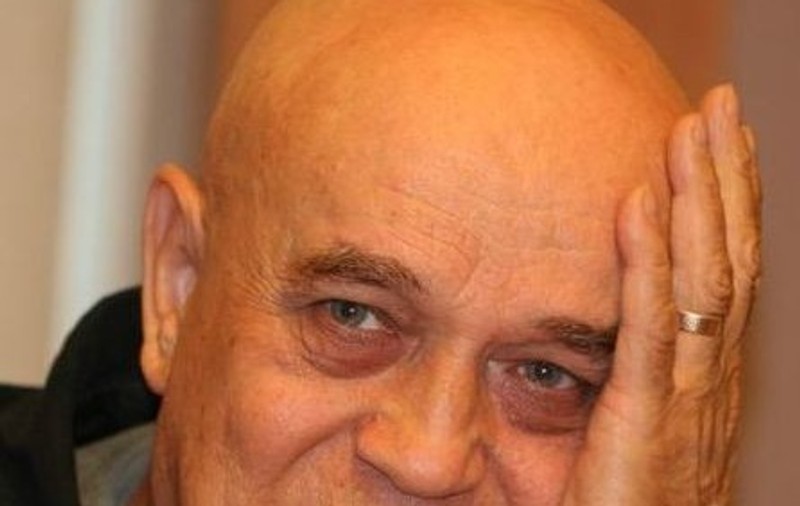 Benone Sinulescu, în lacrimi. "M-a bătut până m-a făcut ca o zebră"