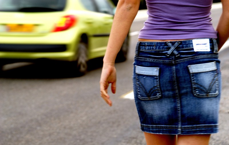 Pedeapsa primită de o femeie din București, judecată în Iași și ca victimă, și ca inculpat, după ce s-a căsătorit cu proxenetul ei