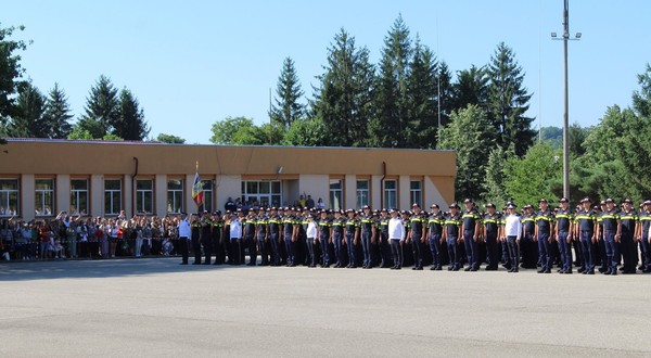 Şcoala de Agenţi de Poliţie „Vasile Lascăr” Câmpina2 copy
