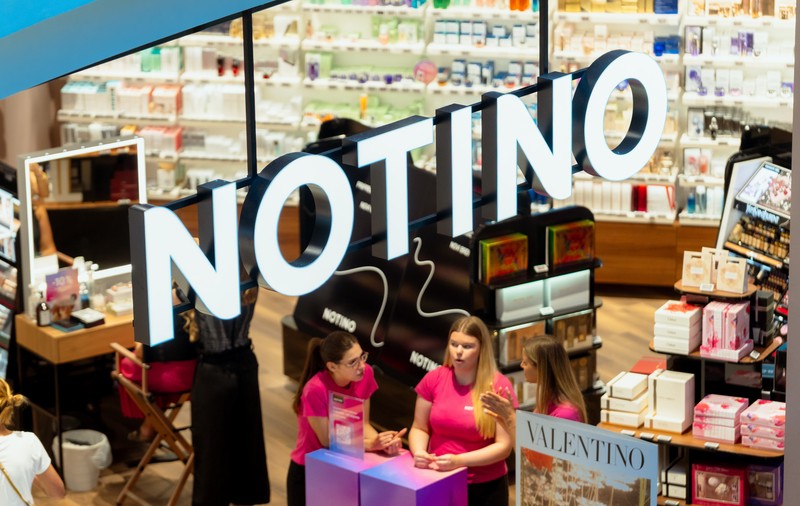 A început Notino Black Friday ediția de vară - cele mai căutate parfumuri, cosmetice și produse de vacanță la preț redus