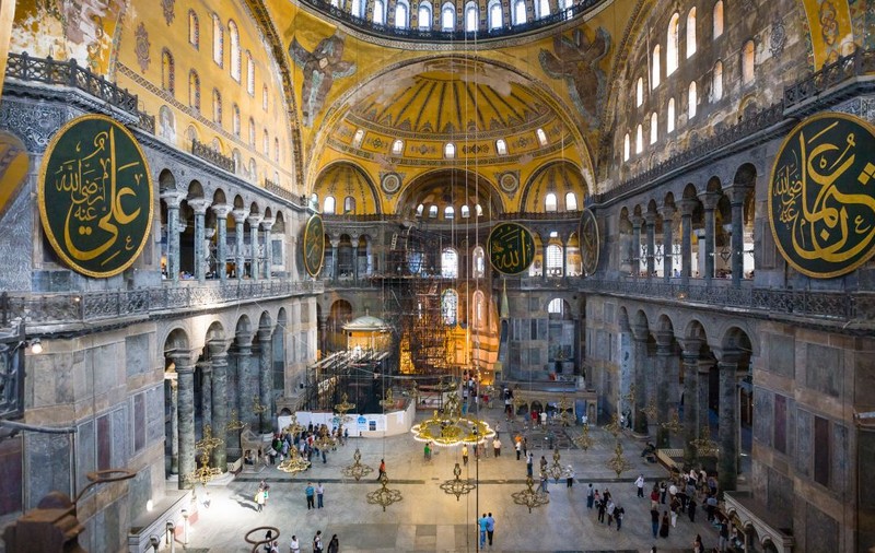Despre schimbarea statutului Sfintei Sofia – despre muzeu spre moschee
