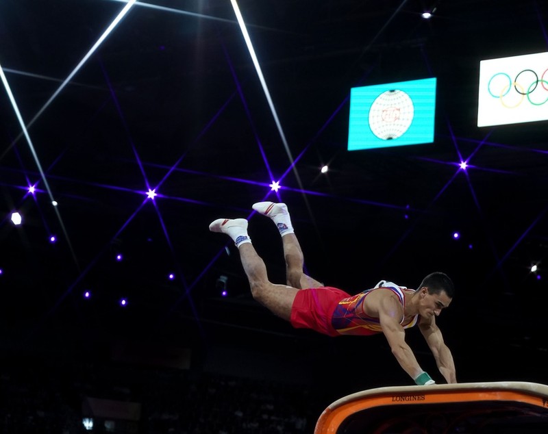 Campionatul Mondial de gimnastică 2019 de la Stuttgart. Marian Drăgulescu, pe locul 4 în finala de la sărituri. S-a calificat la Jocurile Olimpice!