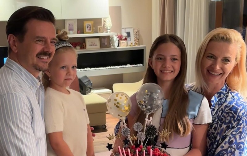 Ce reguli aplică Elwira Petre în casă și de la ce nu se abate niciodată familia ei. „Cu un tupeu mare. La început îmi venea foarte greu”
