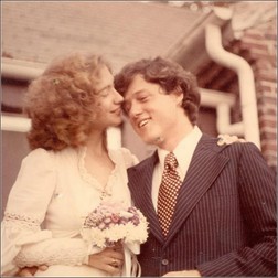 Hillary Clinton: "She's still pretty much the same girl I fell in love with in law school." -Bill Clinton #tbt Supplied by Instagram.com/face to face January 7, 2016 FLASHBACK , YOUNG *** Local Caption *** 33306280