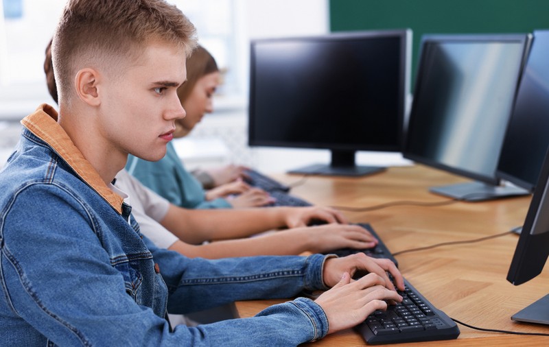Proba de competențe digitale BAC 2026 începe pe 15 iunie. Ce trebuie să știe elevii