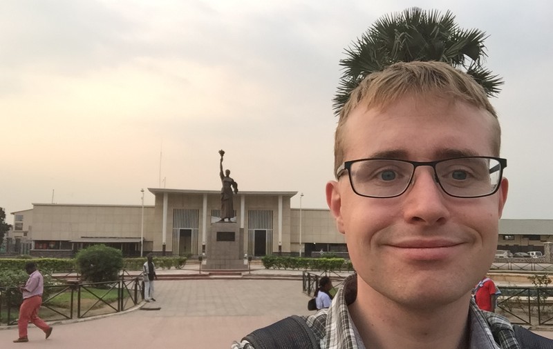 Tânărul care a vizitat toate țările lumii oferă ponturi celor pasionați de turism. Cum poți să călătorești oriunde fără prea mulți bani