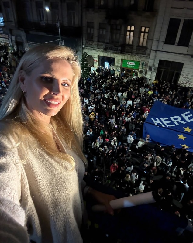 Mesajul lui Nicușor Dan pentru vedetele din România, după ce a fost ales președinte. Mulți artiști l-au susținut în campanie