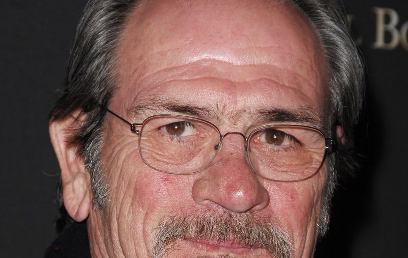 Tommy Lee Jones va juca în "Men in Black III", varianta 3D