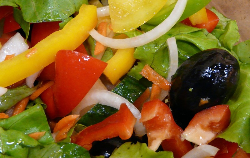 România se pregăteşte să doboare un nou record: cea mai mare salată din lume 