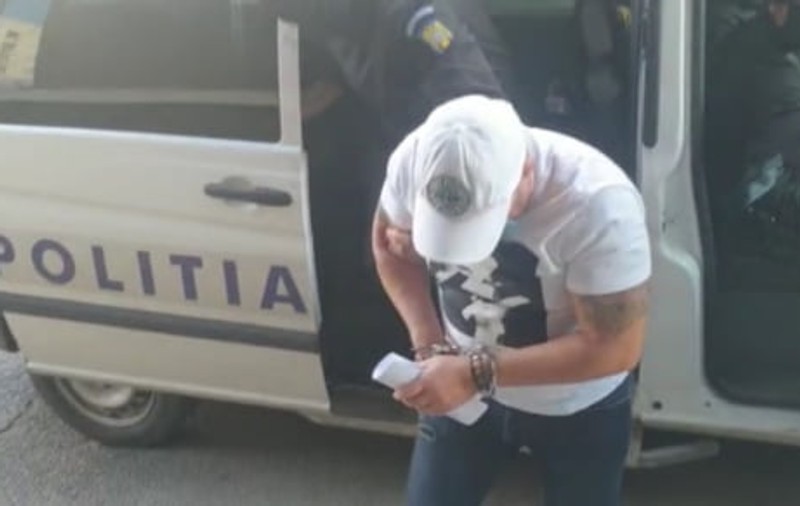13 interlopi din clanul lui Sile Pietroi au fost arestați preventiv. De ce sunt acuzați