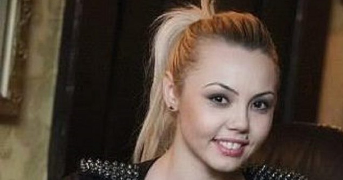 Ce se întâmplă în aceste momente la capela unde este depusă Denisa Manelista. Imagini sfâșietoare | FOTO EXCLUSIV