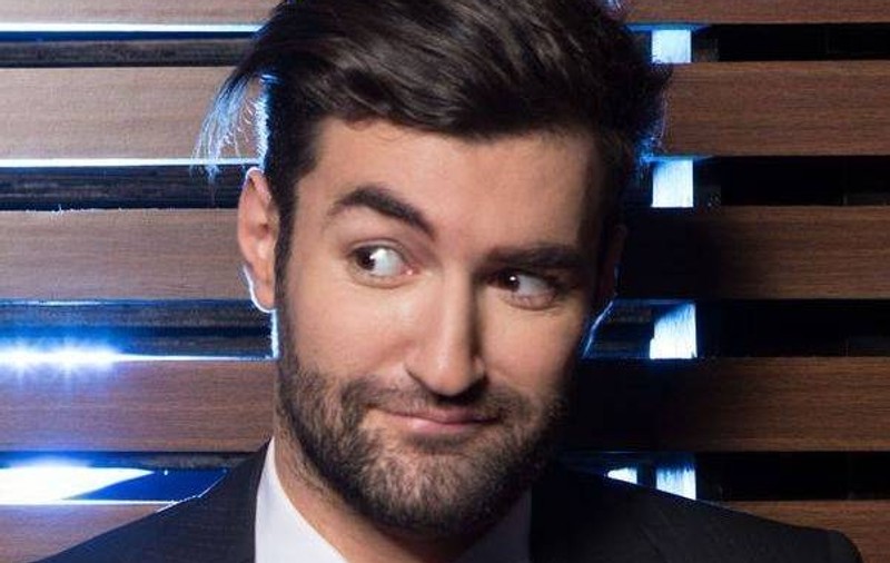 Smiley: "Facem clipuri împreună ca să nu mai plătim figuraţia!"