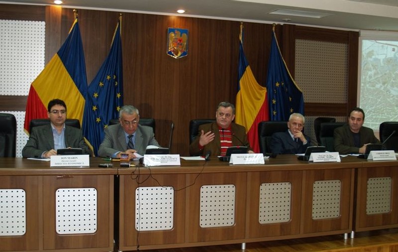 Onţanu vrea să dea Apa Nova în judecată
