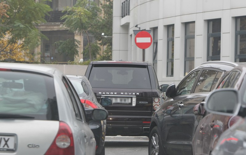 Vasilică fără frică! Turcu merge pe interzis, doar e afacerist! | FOTO