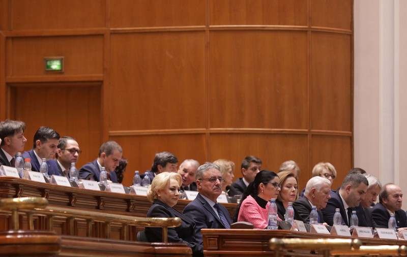 Dăncilă îi acuză pe liberali că au contractat cel mai mare împrumut: "Eu chiar nu vă înțeleg! V-ați propus deja să pierdeți alegerile viitoare?"