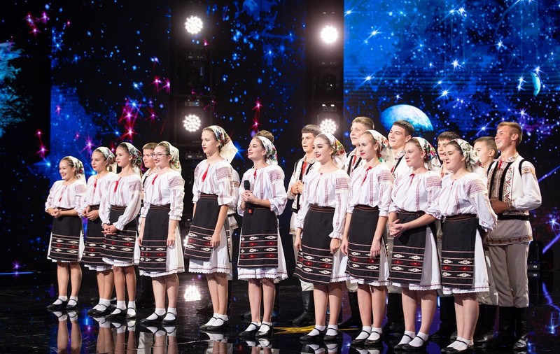 Ansamblul Hecenii a primit Golden Buzz de la Andra la „Românii au talent”, sezonul 14: „Văzându-vă pe voi, folclorul nu o să moară niciodată”