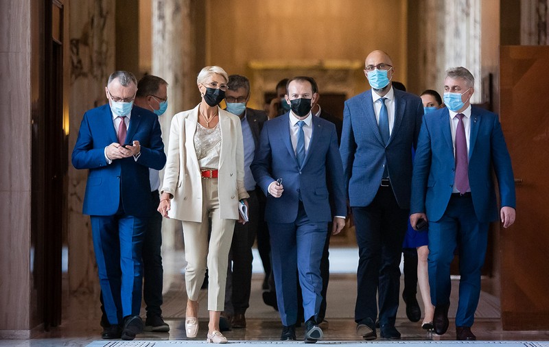 O criză politică fără deznodământ, dar nu și cea mai lungă. Precedentul, stabilit în urmă cu 12 ani
