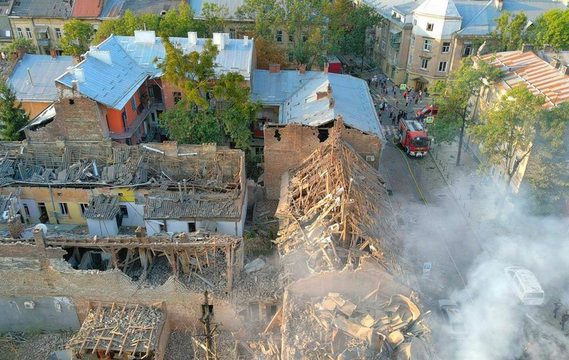 Război în Ucraina, ziua 924 | Atac cu drone și rachete în Ucraina: cel puțin șapte morți, printre care trei copii, la Liov