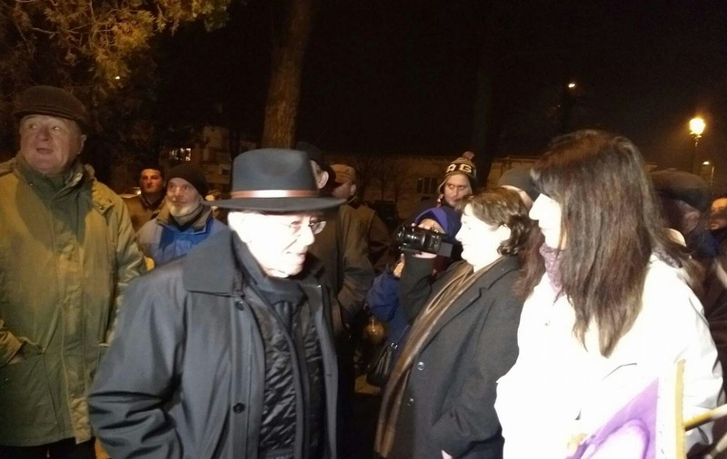 La 101 ani, Mihai Șora a protestat la Alba Iulia: „Un guvern este un slujitor, nu e un stăpân”