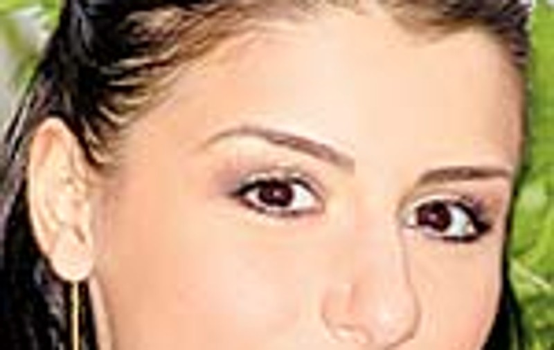 Betty de la Etnic salveaza pisici
