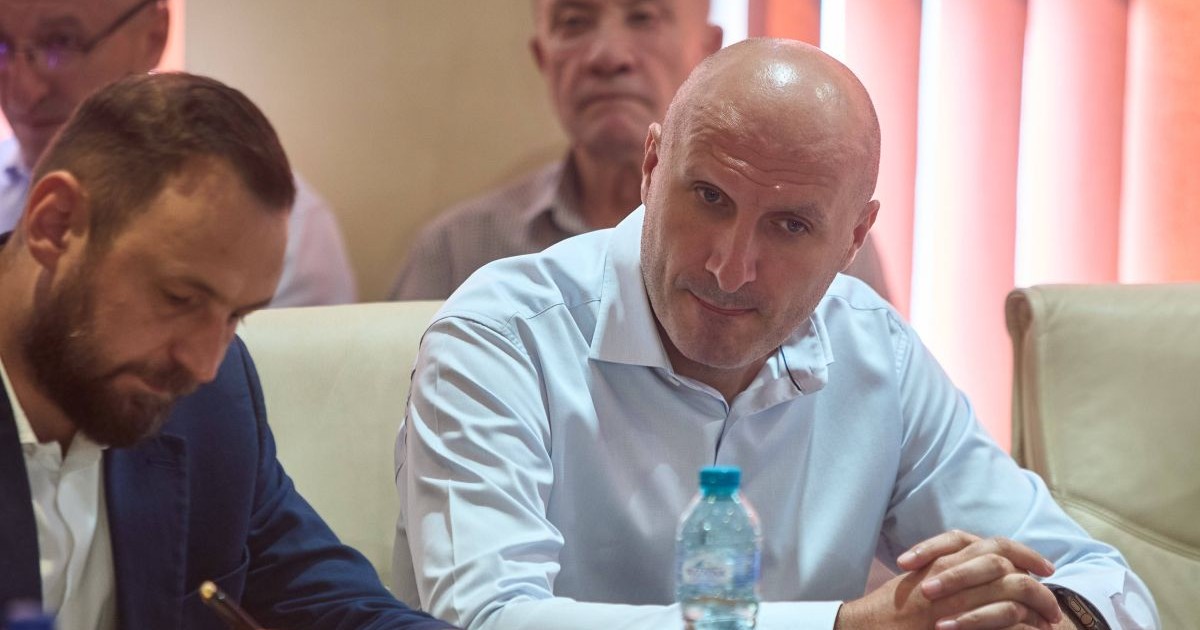 Claudiu Crețu, fost director ELCEN, participă la comitetul ministerial pentru sectorul energetic, București, 15 iulie 2024