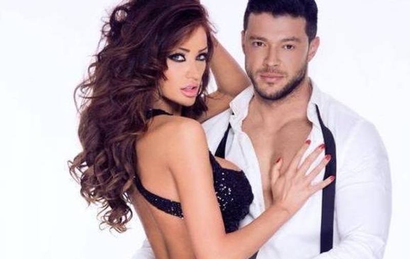 Câte dintre domnișoare sunt așa NOROCOASE? UITE cum arată AL DOILEA INEL DE LOGODNĂ primit de BIANCA DRĂGUȘANU de la VICTOR SLAV! FOTO ÎN ARTICOL
