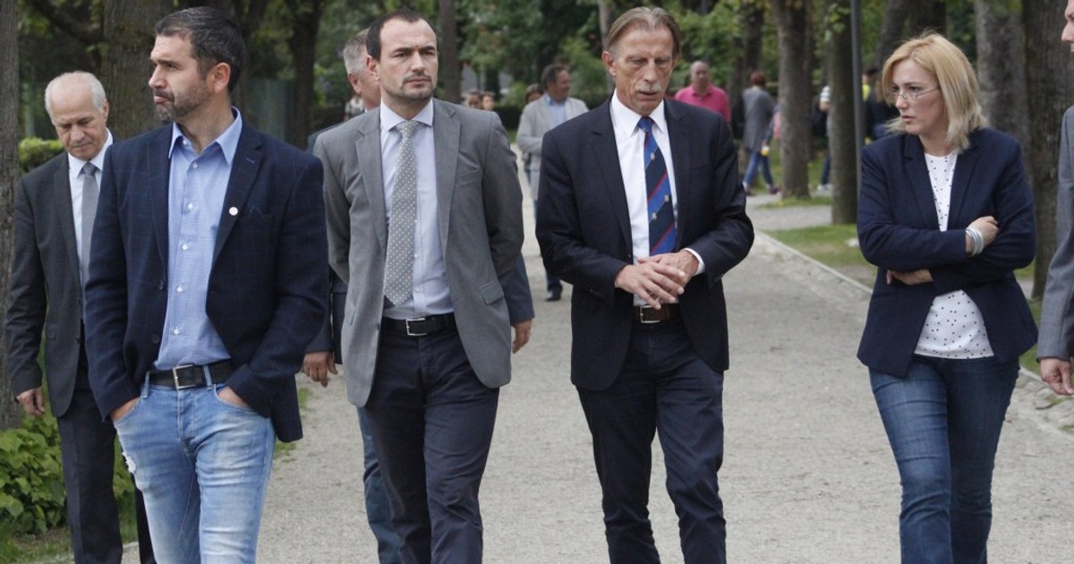 Christoph Daum le-a arătat studenților de la ”Babeş-Bolyai” cât de maestru este la vorbe. Da, calificarea?
