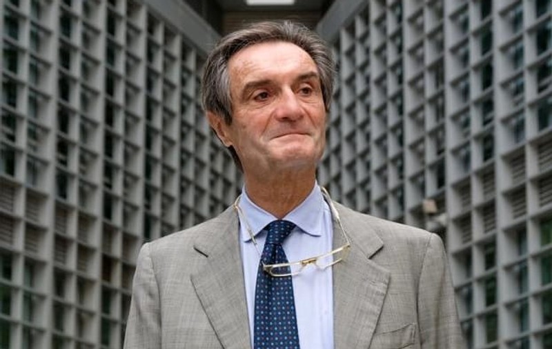 Guvernatorul regiunii italiene Lombardia, cea mai afectată de COVID-19, investigat pentru o tranzație cu echipamente medicale