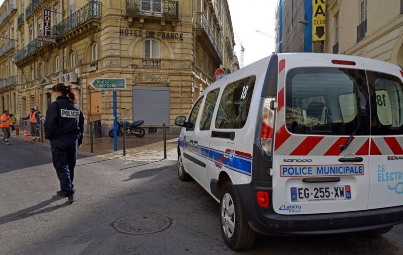 Bătaie generalizată într-un oraș din Franța între sute de oameni, mulți dintre ei traficanți de droguri