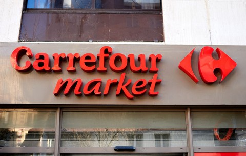 Frații Pavăl, aproape de preluarea Carrefour România. Tranzacție estimată la aproximativ 900 milioane de euro