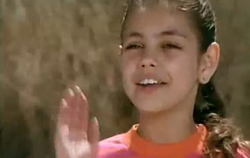 Asta mică este acum MARE și BUNĂ RĂU! O recunoști pe DULCEAȚA din Baywatch, care se iubește cu cel mai dorit DIVORȚAT de la Hollywood? VIDEO 
