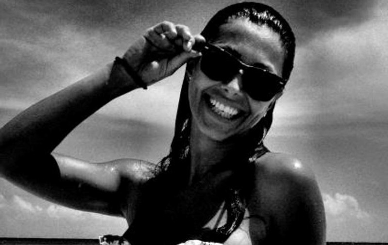 Ilinca Vandici, HOT de TOT! În COSTUM DE BAIE, ZÂMBĂREAȚĂ la malul mării! FOTO
