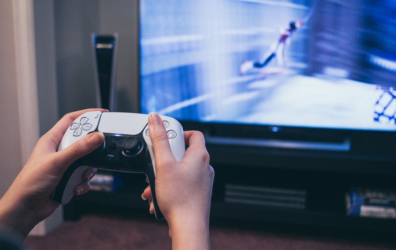 Cât costa PlayStation 5 la eMAG de Black Friday 2023