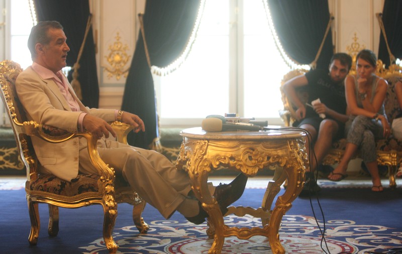 Gigi Becali a dezmembrat-o pe Astra Giurgiu după ”modelul Unirea Urziceni”. Ce s-a întâmplat când Steaua și Dinamo au transferat fotbaliști ”la kilogram”
